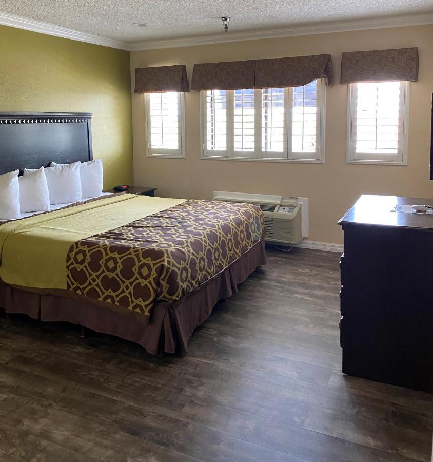 Travelodge By Wyndham Chatsworth Los Angeles Extérieur photo
