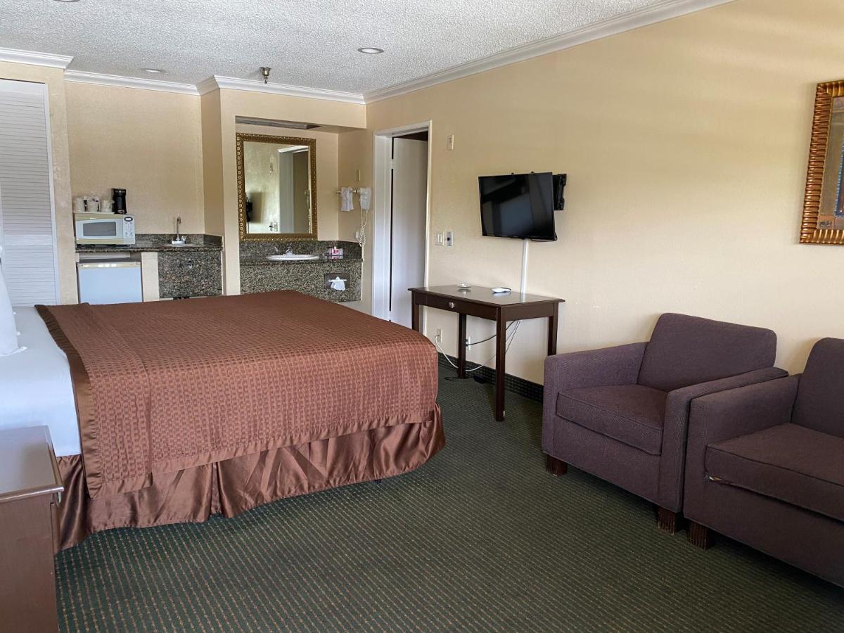 Travelodge By Wyndham Chatsworth Los Angeles Extérieur photo
