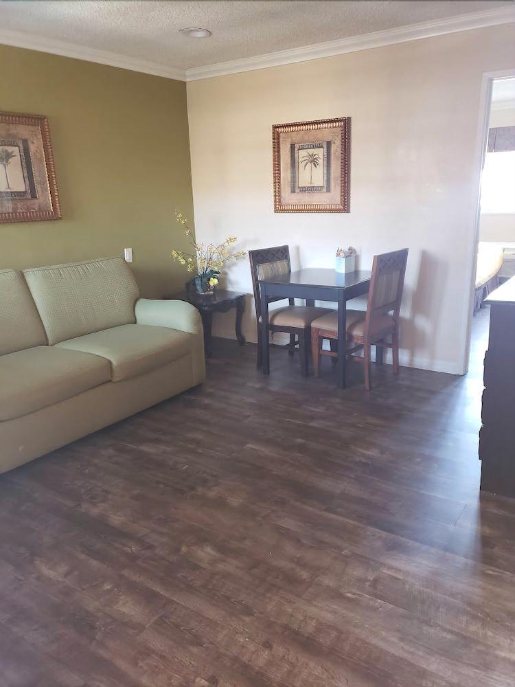 Travelodge By Wyndham Chatsworth Los Angeles Extérieur photo