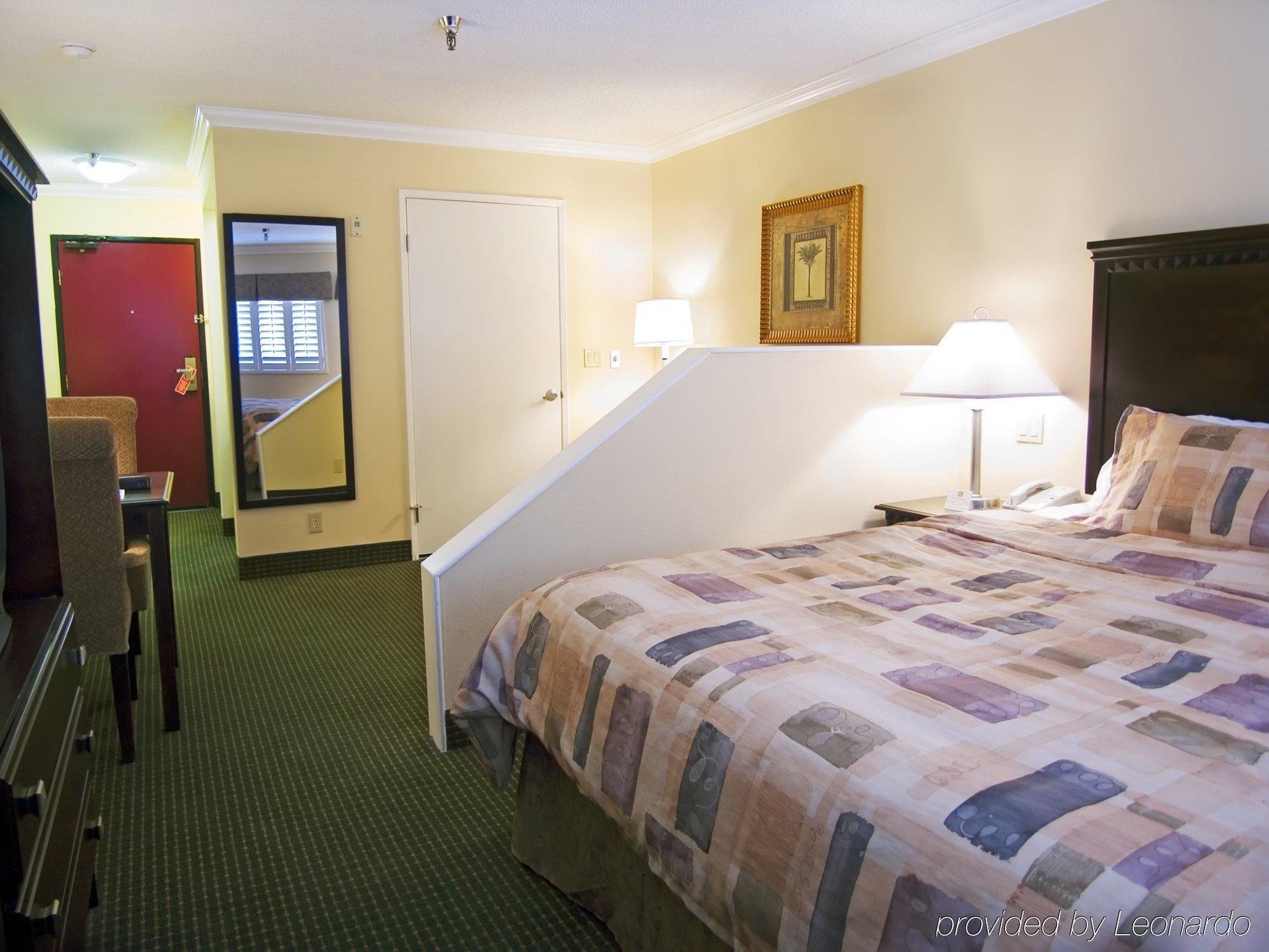 Travelodge By Wyndham Chatsworth Los Angeles Extérieur photo