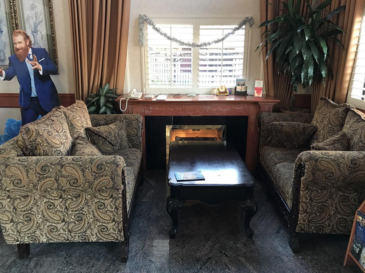 Travelodge By Wyndham Chatsworth Los Angeles Extérieur photo